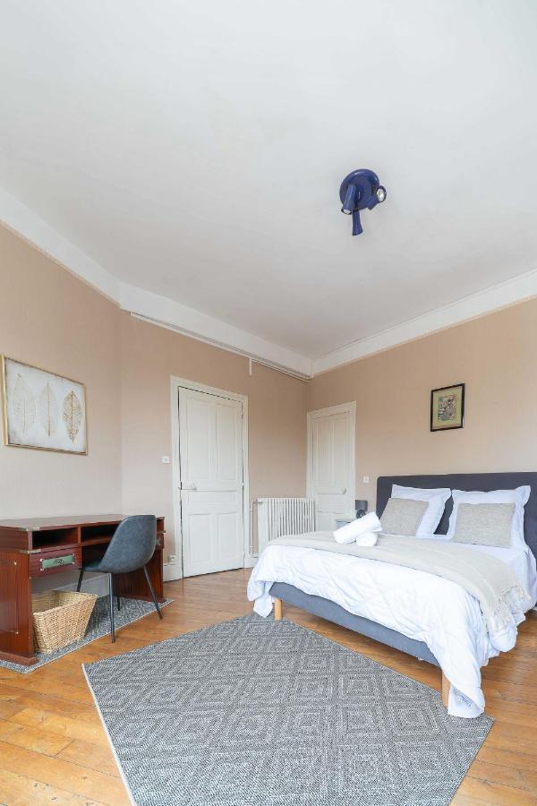 Le Rue Neuve - Appartement Calme Et Lumineux Vichy Ngoại thất bức ảnh